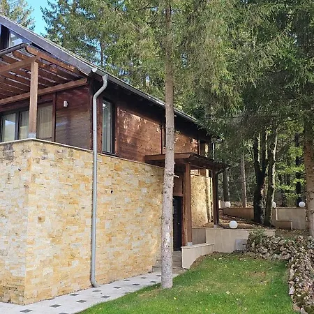Intimo Grza فيلة Paraćin